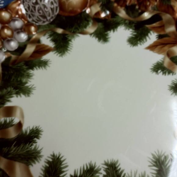 Vintage Green Gold Christmas Serving Trays Platters Decor Set of 2 Plastic 11" - Picture 6 of 11